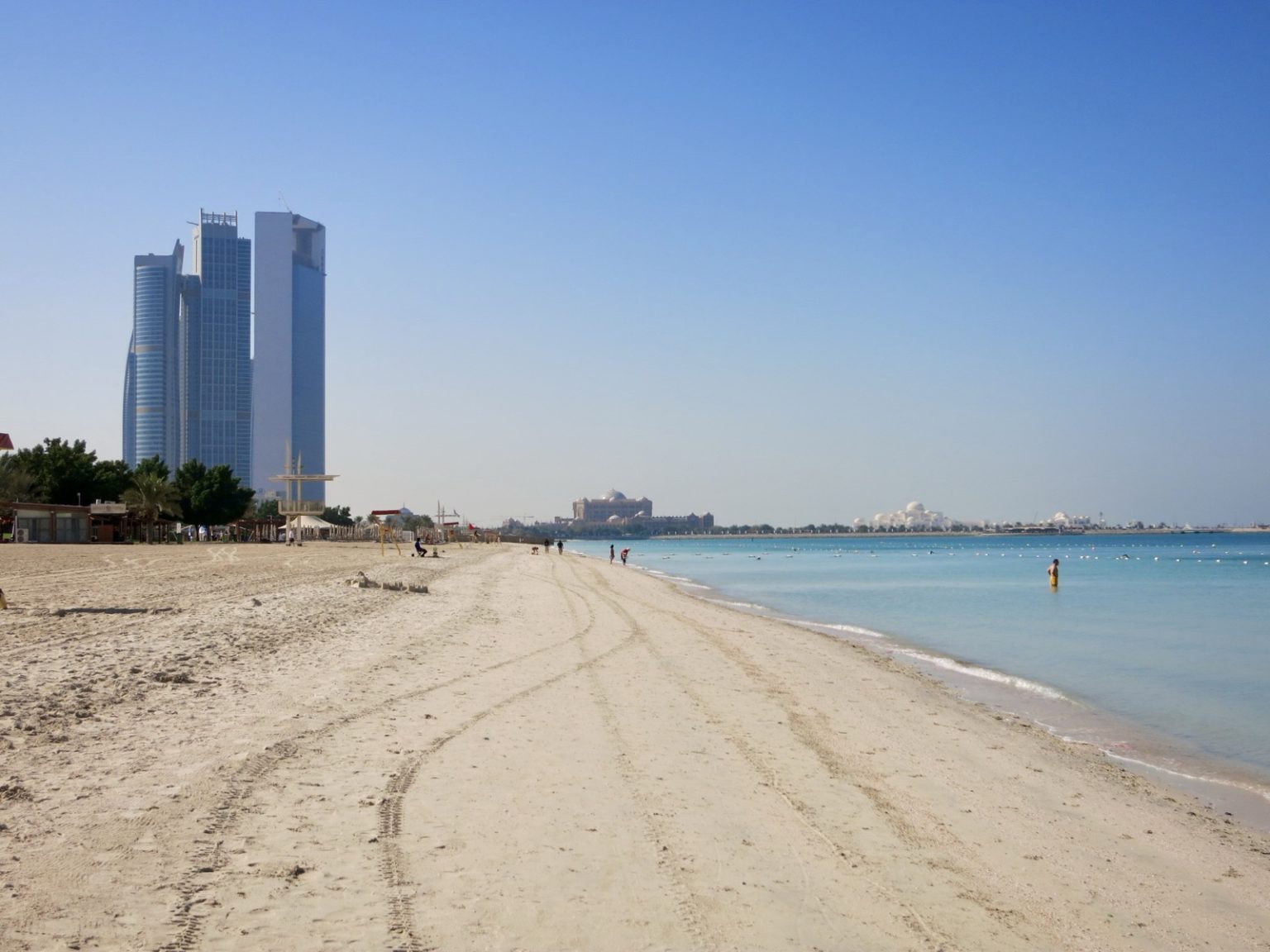 Strand Abu Dhabi