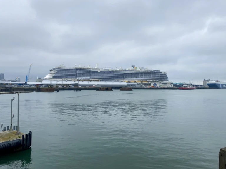 AIDAnova am Hafen Southamptron