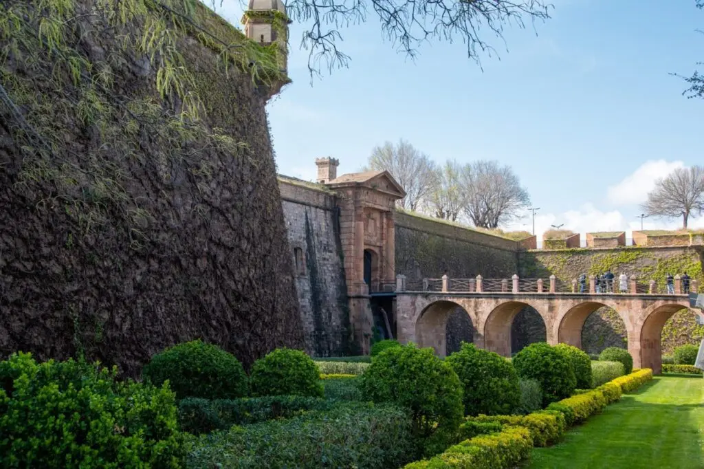 Eingang Castell de Montjuïc Barcelona