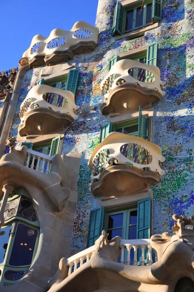 Fassade der Casa Batllò in Barcelona