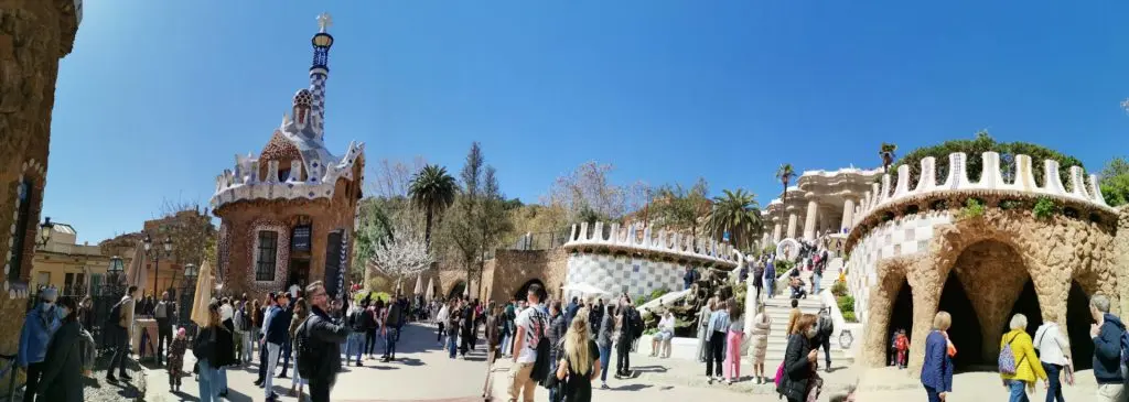 Gebäude im Park Güell in Barcelona