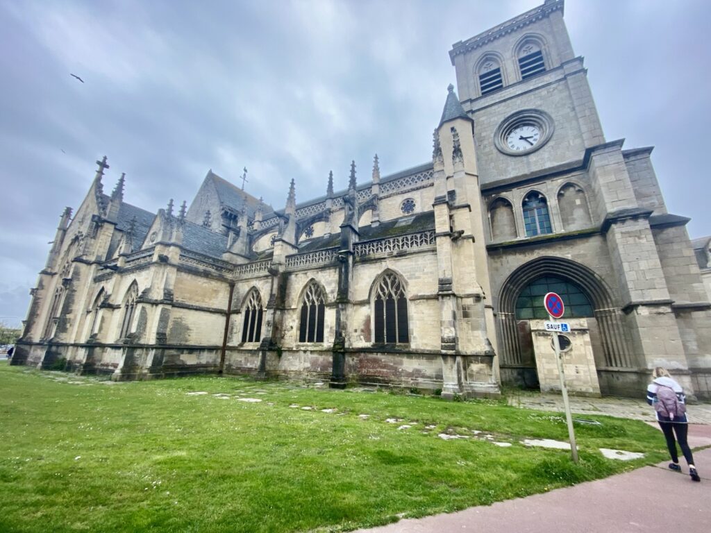 Basilika Sainte-Trinité von aussen
