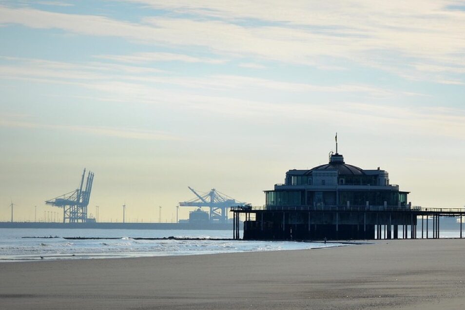 Strand und Pier in Blankenberge