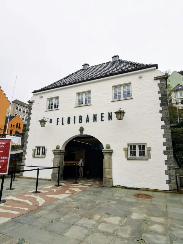 Floibanen Eingang Bergen