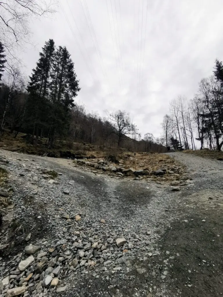 Wegkreuzung auf den Ulriken in Bergen
