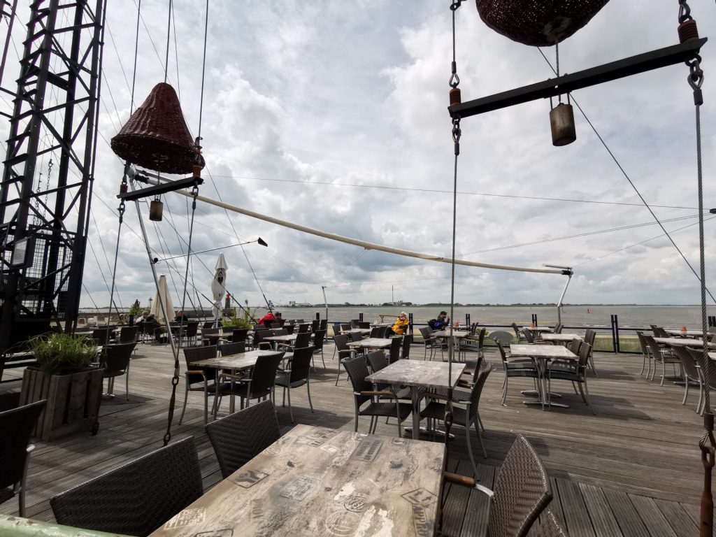 Kaffee am Strand im Bremerhaven