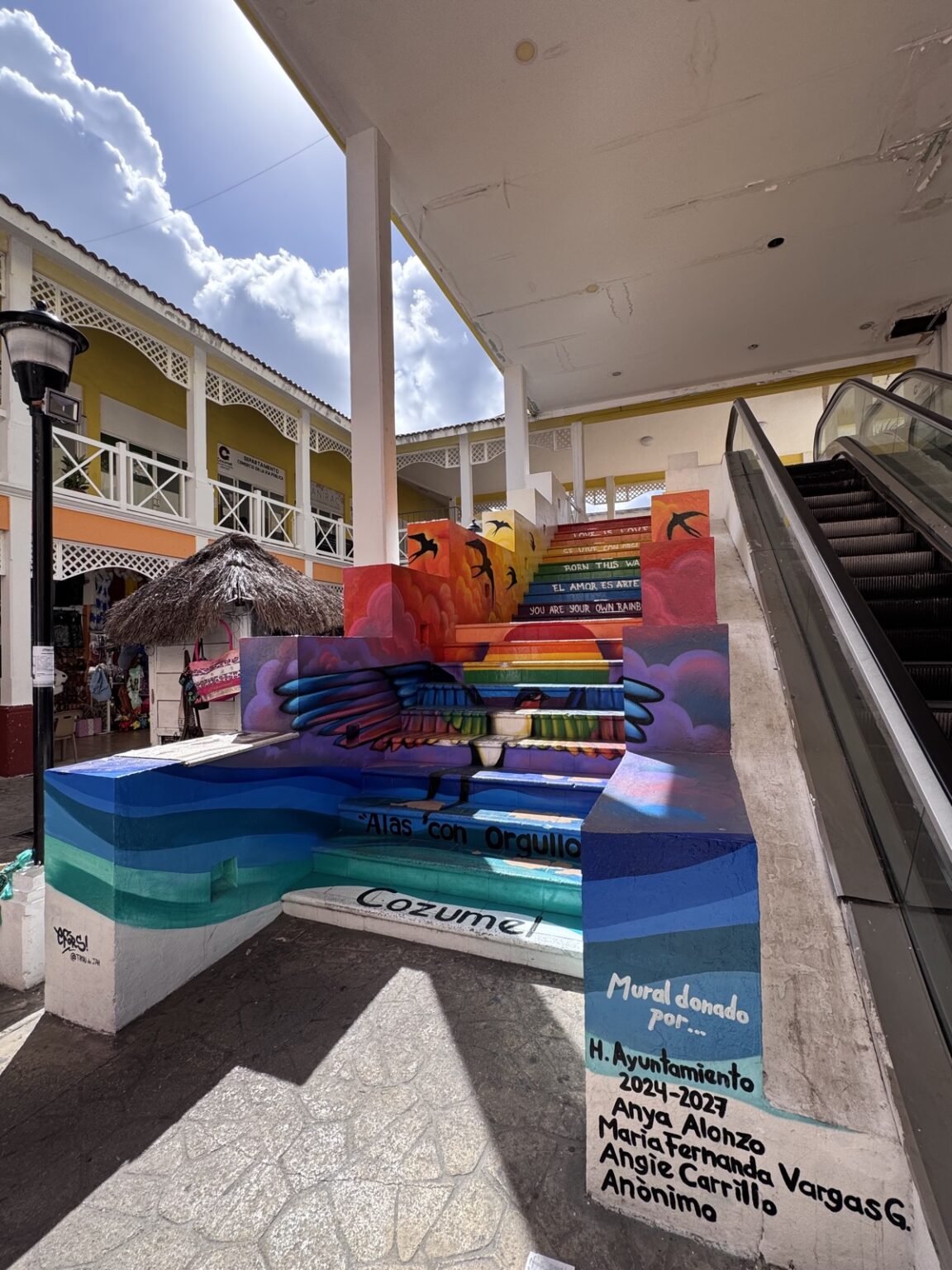 Bunte Treppe im Zentrum von San Miguel Mexico