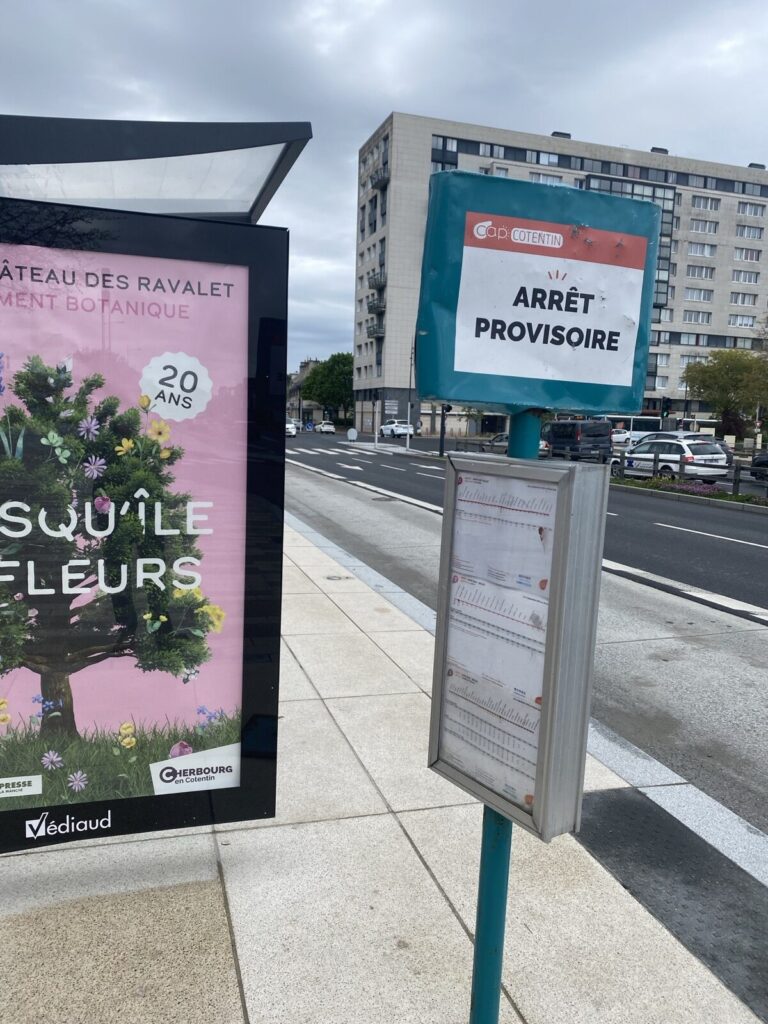Bushaltestelle in Cherbourg