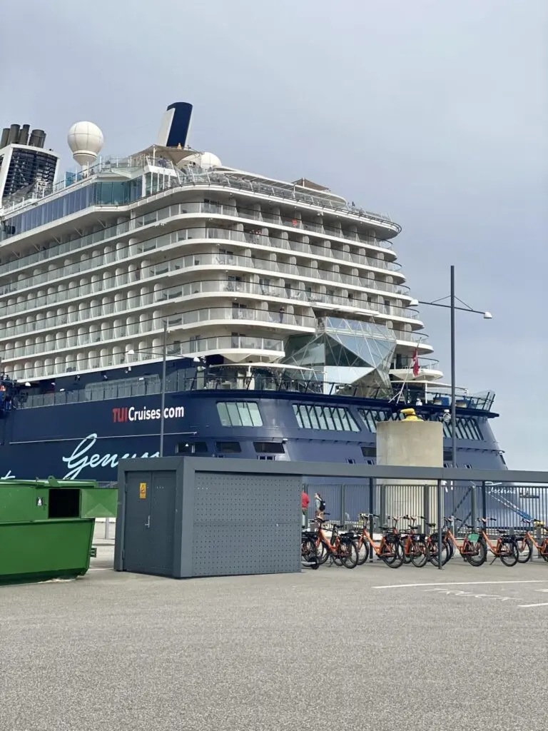 Mein Schiff am Hafen von Kopenhagen