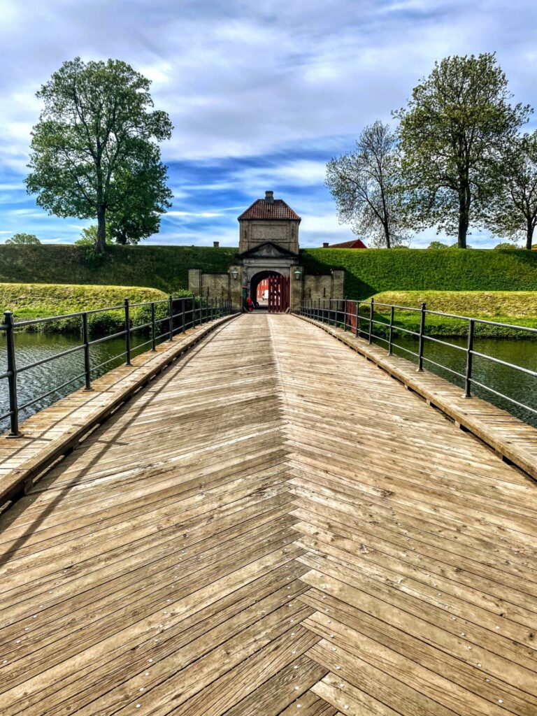 Holzsteg im Kastell von Kopenhagen
