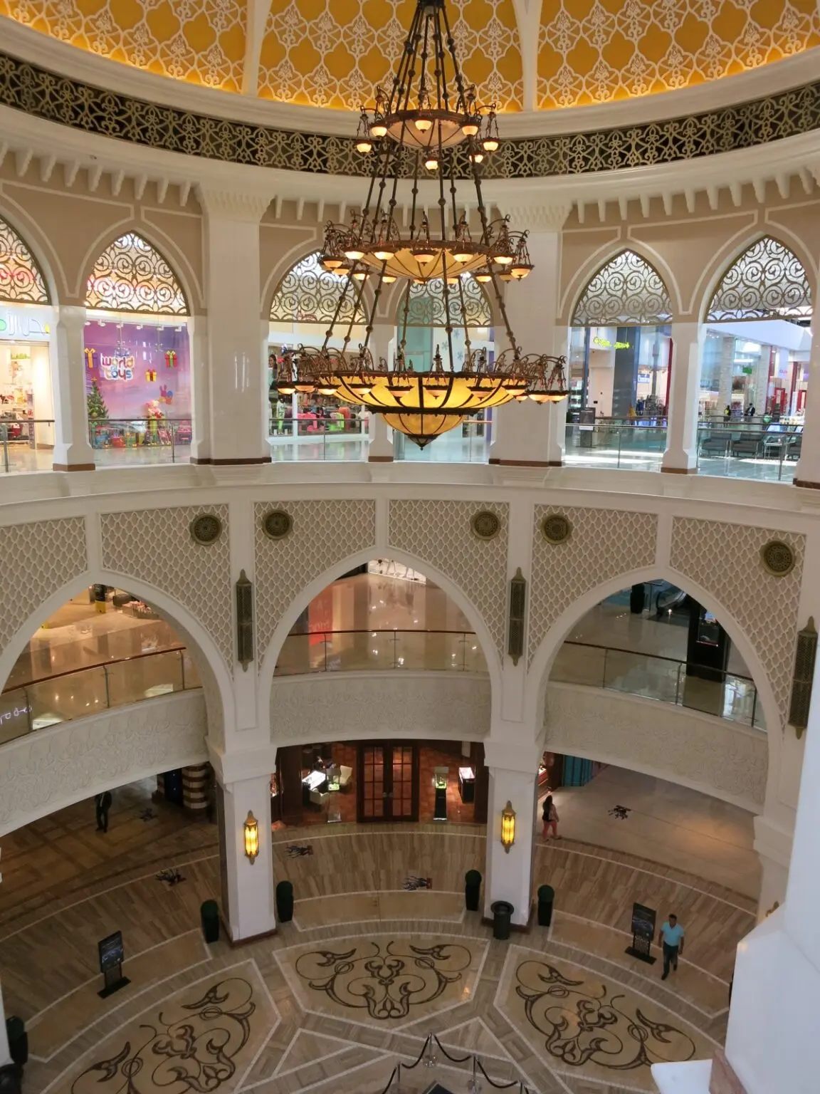 Dubai Shopping Mall