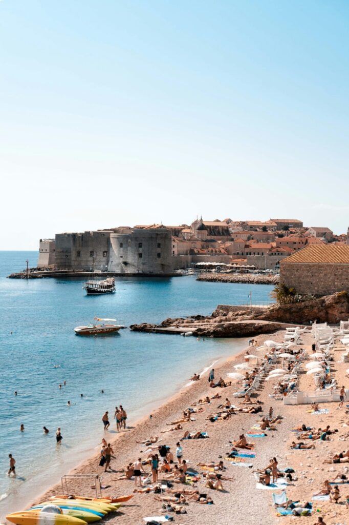 Banje Beach oder Plaža Banje in Dubrovnik