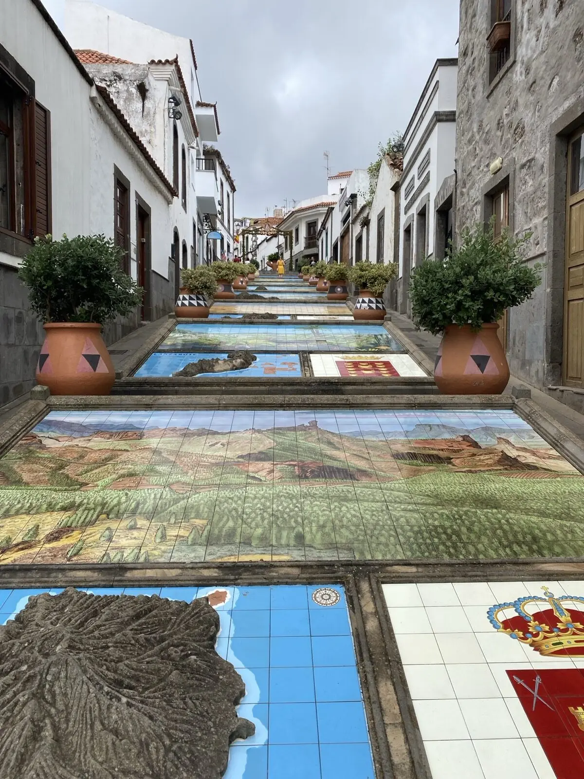 Paseo de Canarias im Bergdorf Firgass auf Gran Canaria