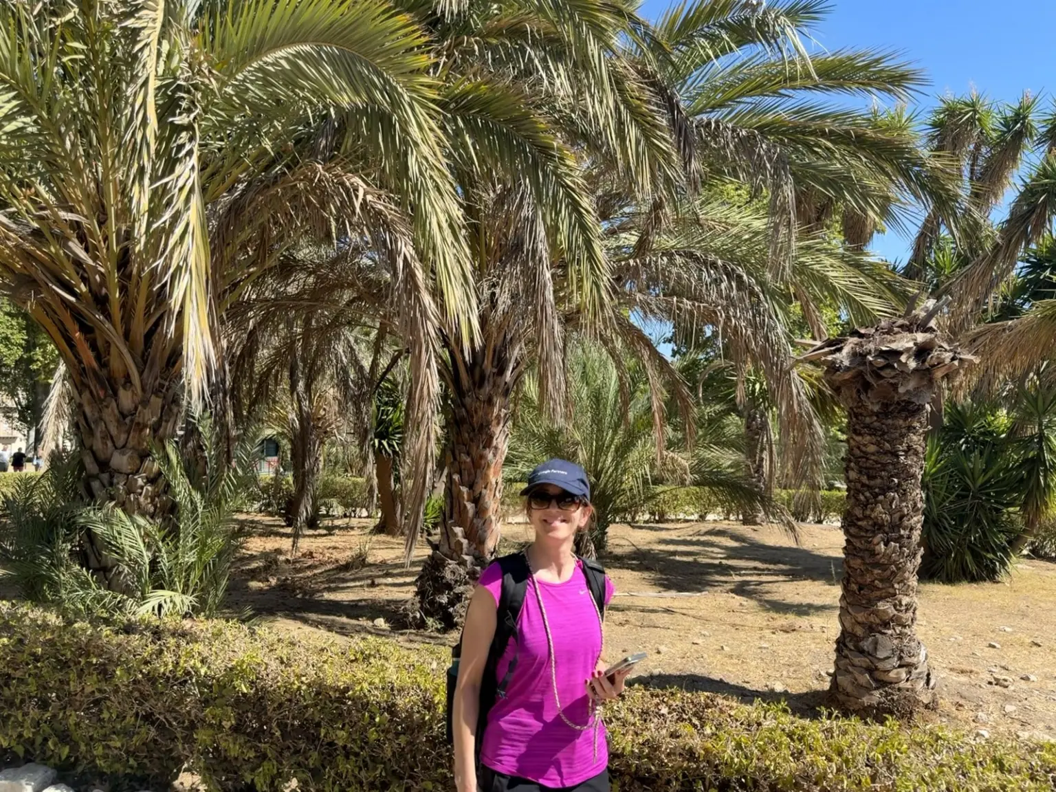Frau mit Palmen Palermo