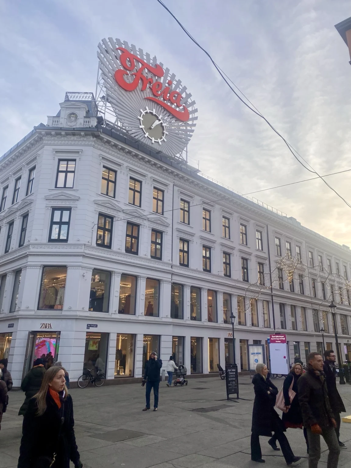 Freia Zeichen in der Karl Johans Gate in Oslo