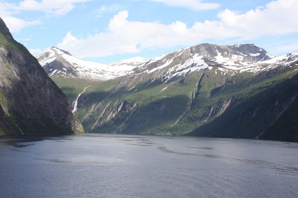 Blick in den Geirangerfjord in Norwegen