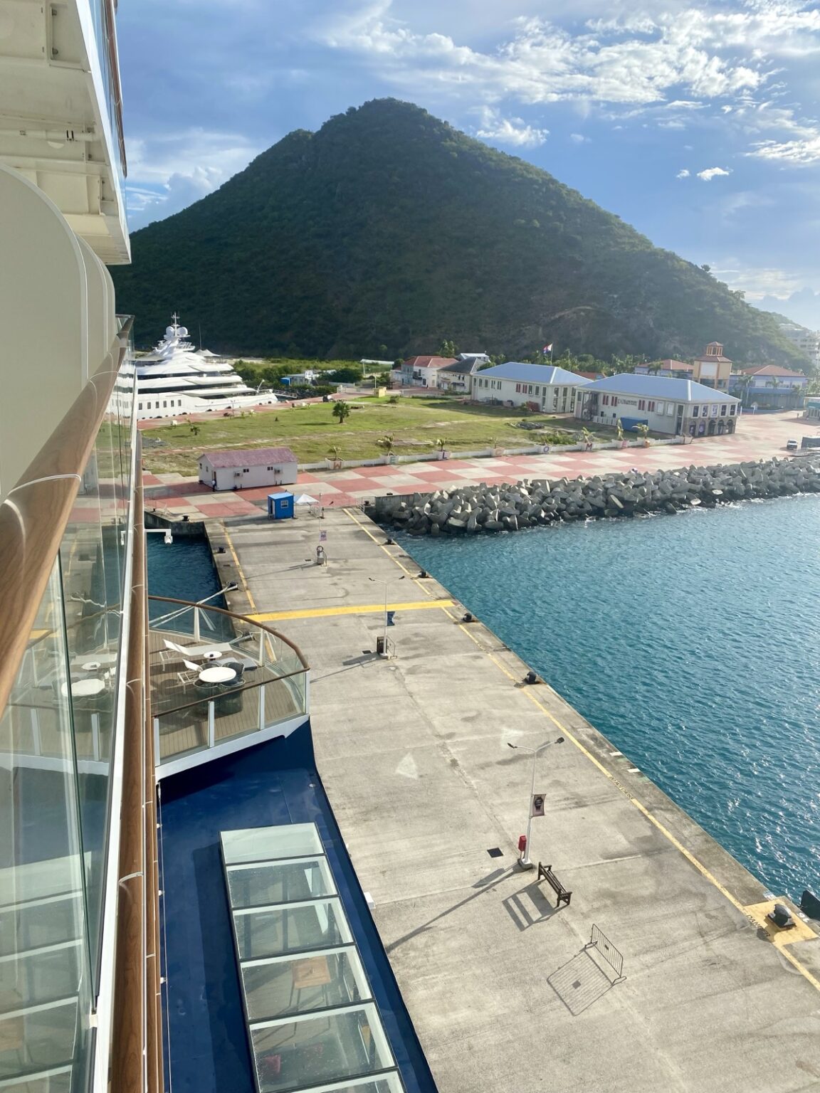 Blick auf den Hafen von Philipsburg in St. Maarten
