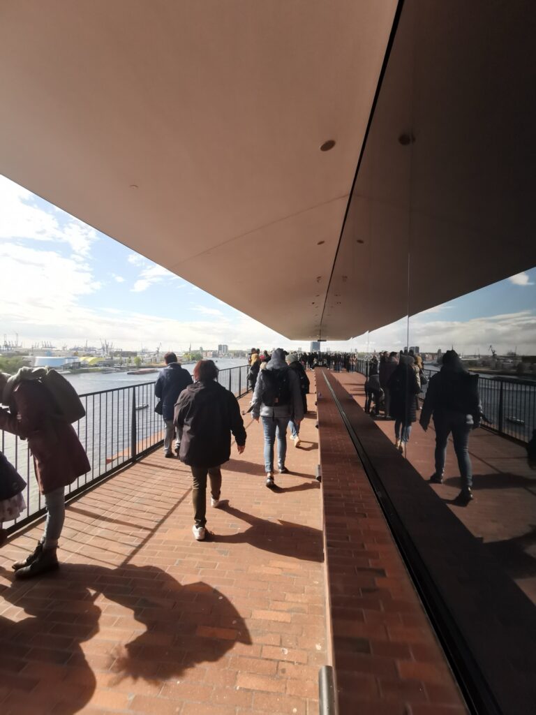 Balkon der Plaza in der 
Elbphilharmonie Hamburg
