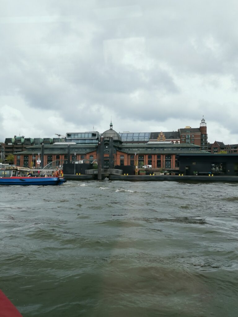Blick auf Fischhalle im Hamburg