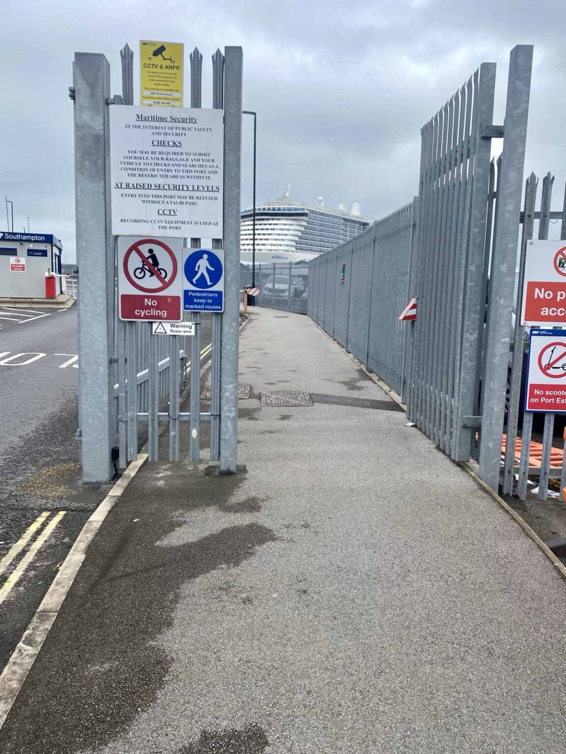 Hafenausgang in Southampton