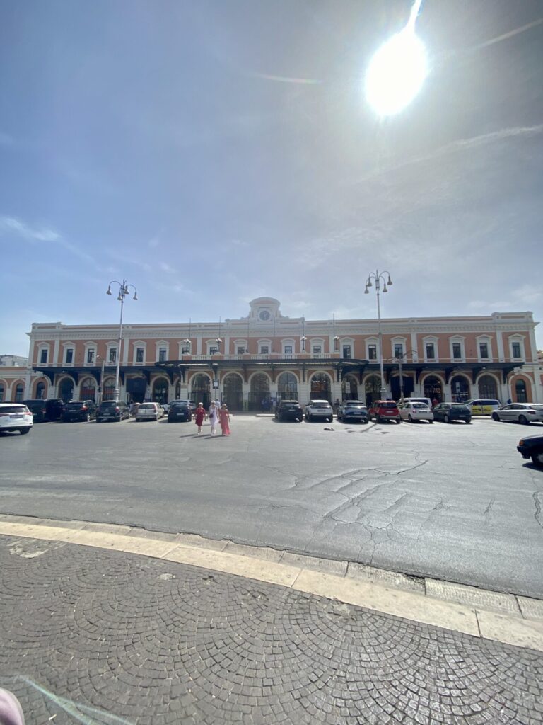 Haupt-Bahnhof Bari