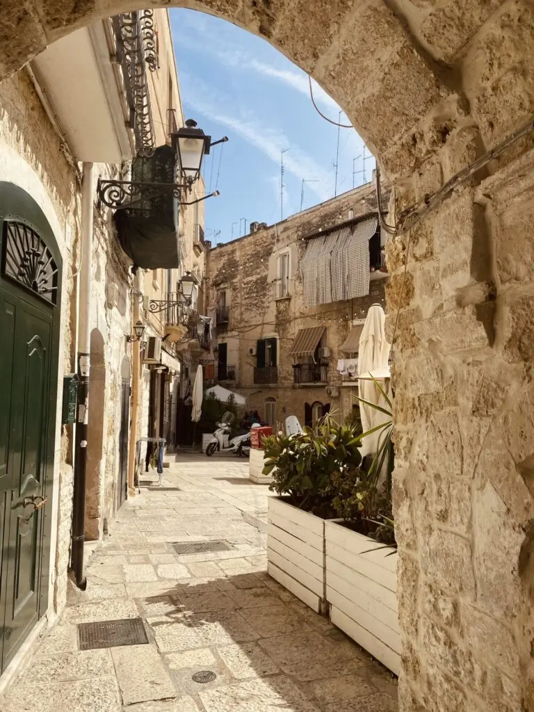 Gasse im Zentrum von Bari