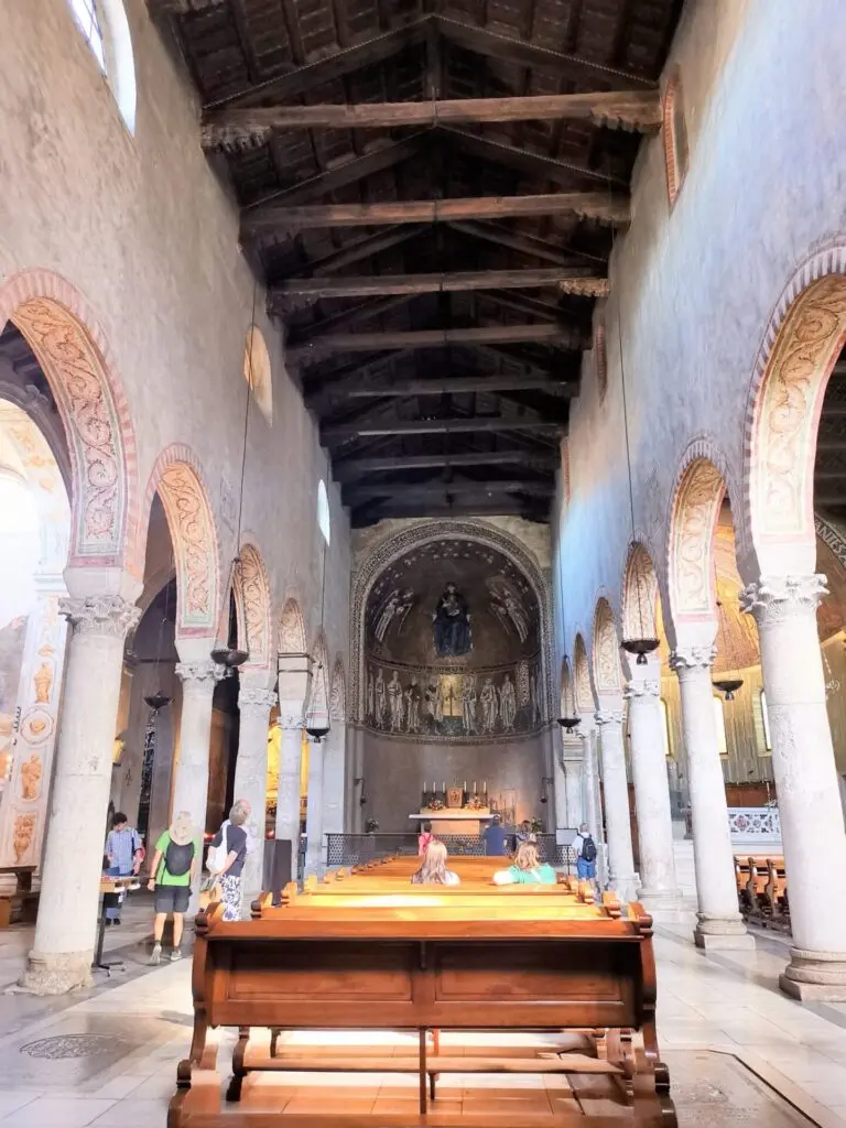 Kathedrale von Triest – Kathedrale San Giusto Mittelgang 