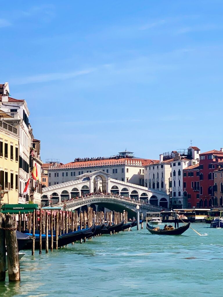 Rialtobrücke in Venedig