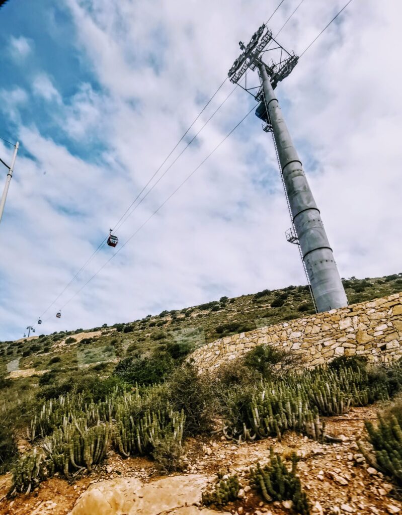 Kanaren Mittelmeer Marokko Agadir Zentrum Strand Meer Kasbah Ruinen Seilbahn