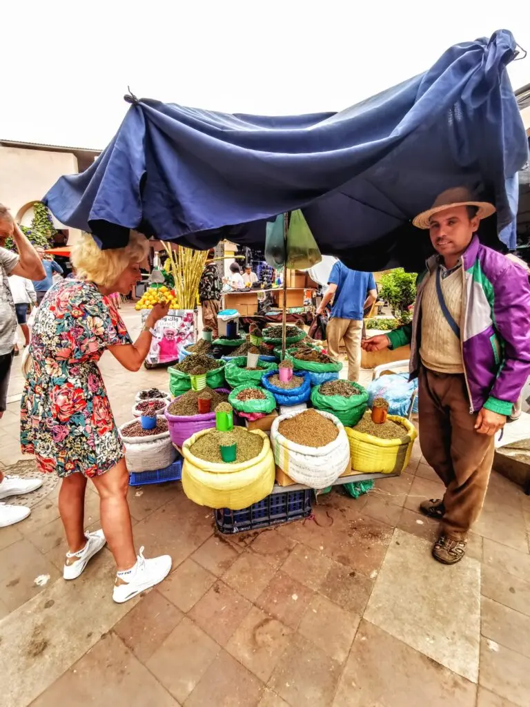 Agadir Souk El Had Gewuerze-Verkaufe