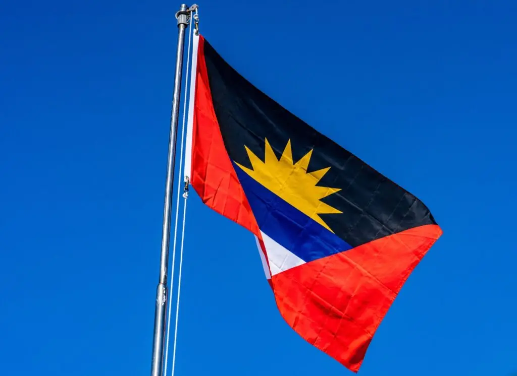 Flagge von Antigua und Barbuda 