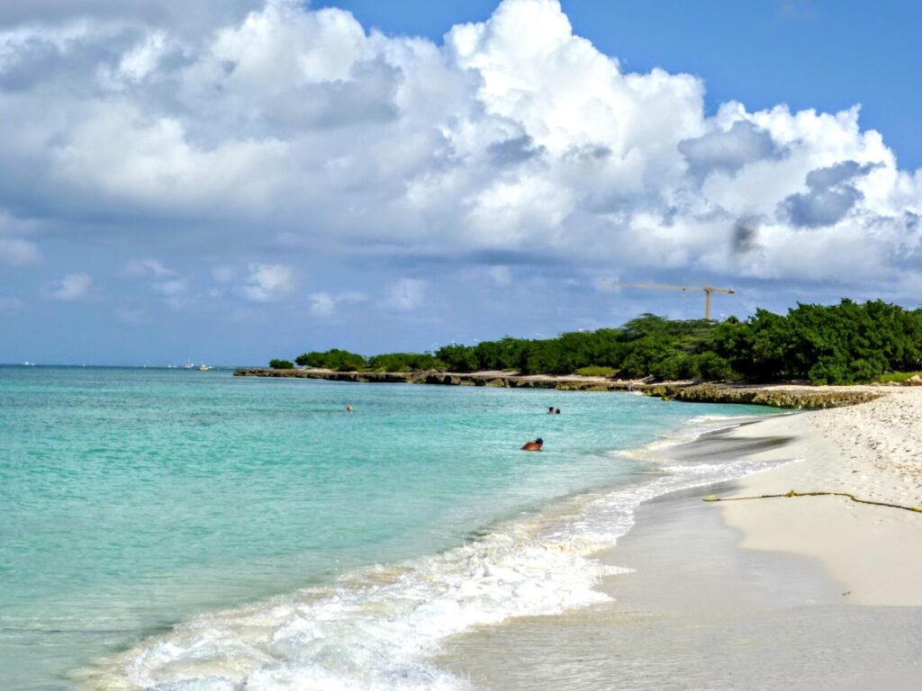 Strand in Aruba in der Karibik