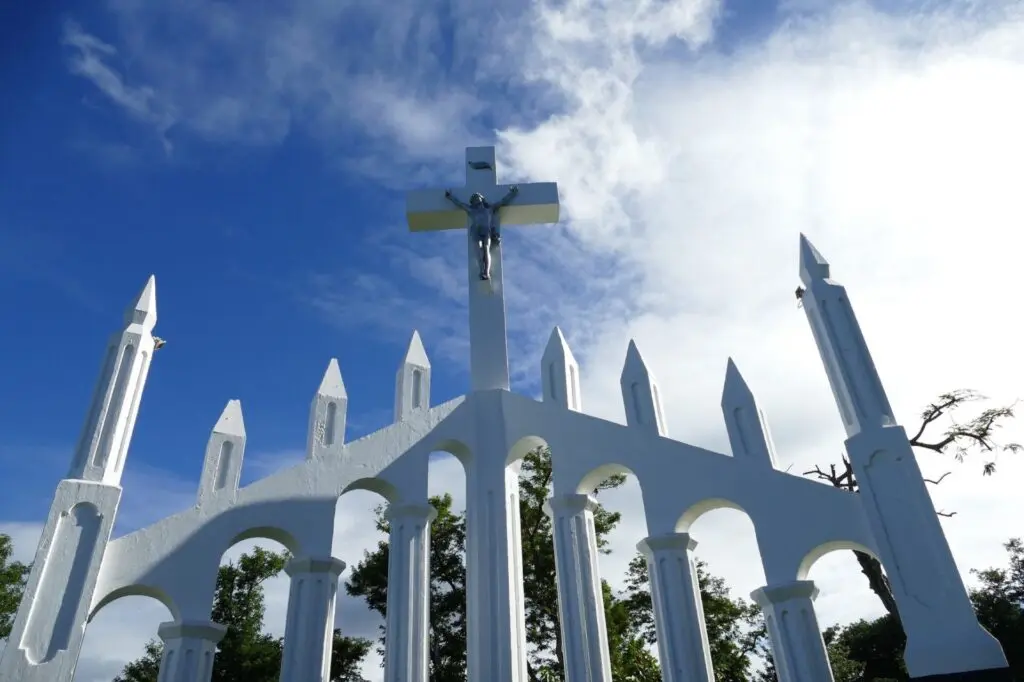 Kreuz  in Dominica Roseau