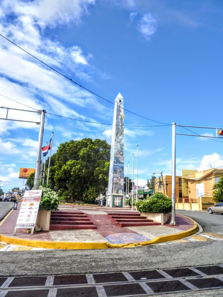 Obelisk in La Romana Dominikanischen Republik 