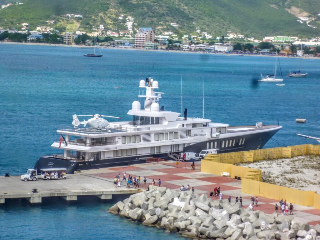 Yachthafen am Pier von St. Maarten Philipsburg 