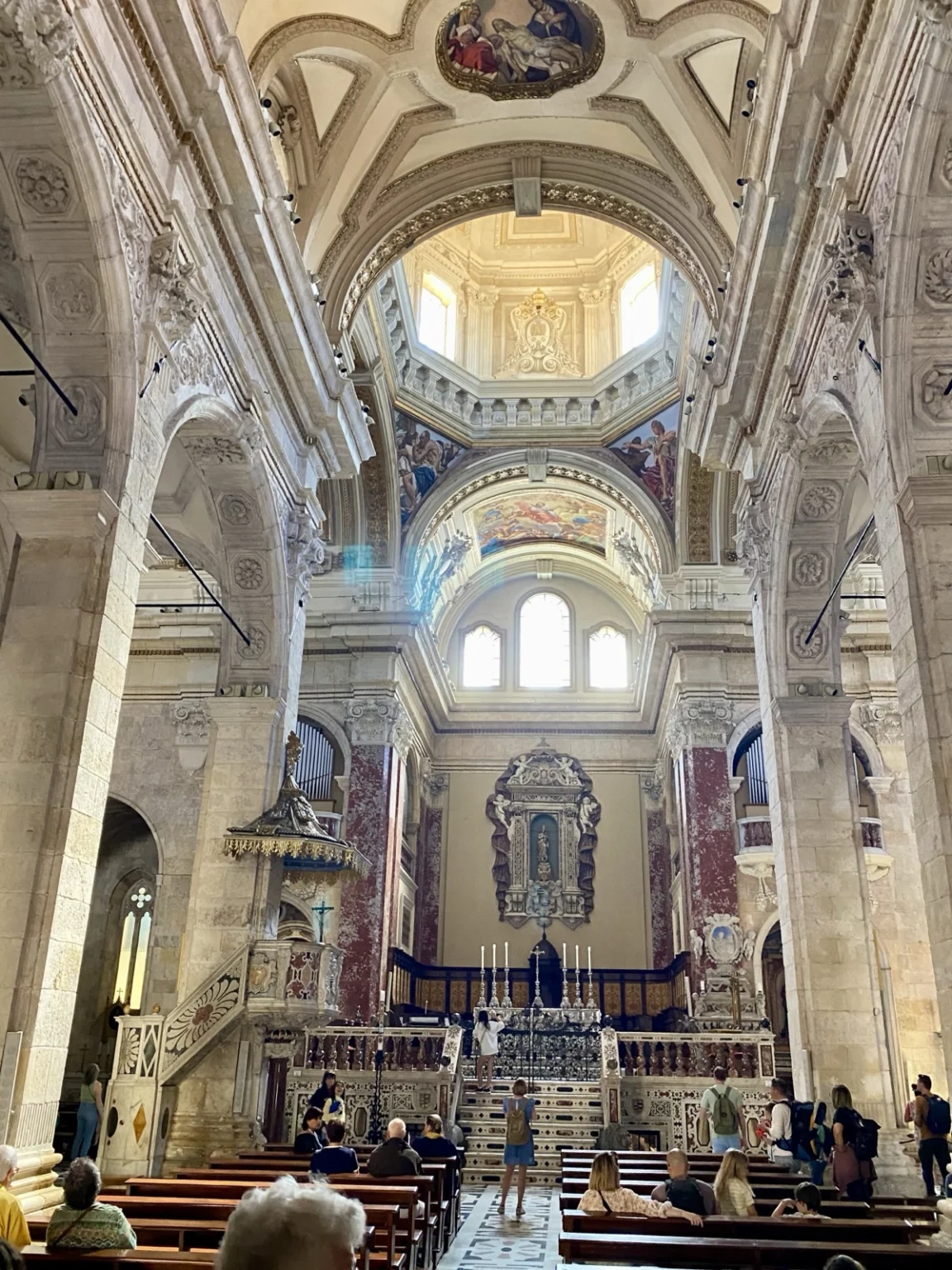 Kathedrale Santa Maria di Castello In Cagliari