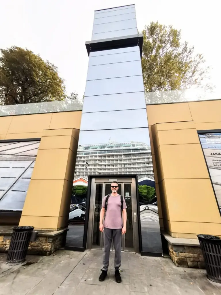 Lift am Hafen Koper
