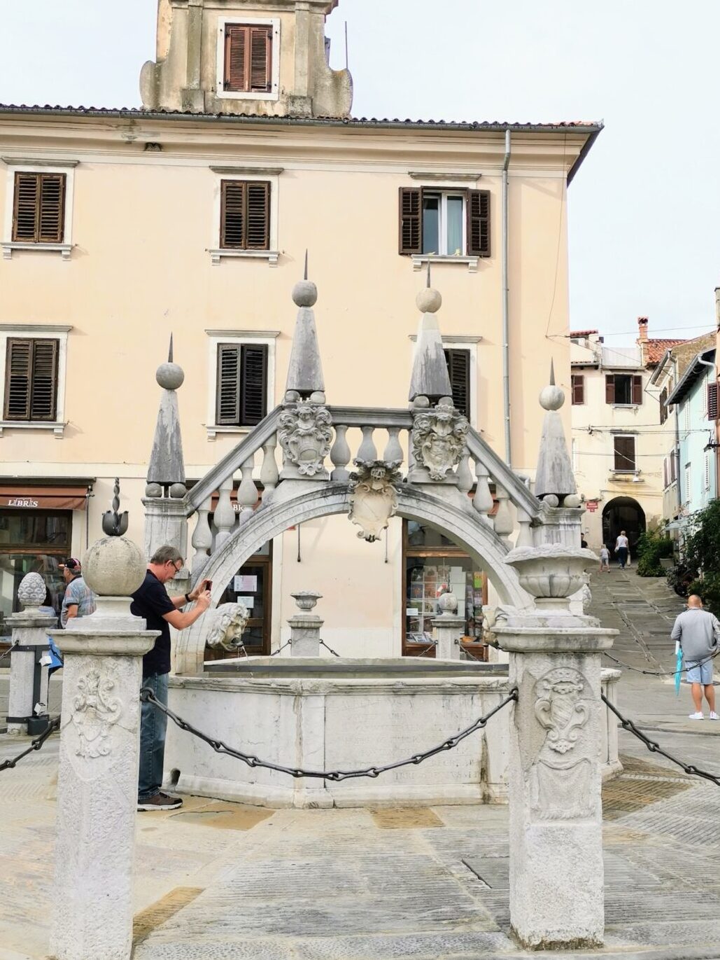  Da Ponte Fountain in Koper