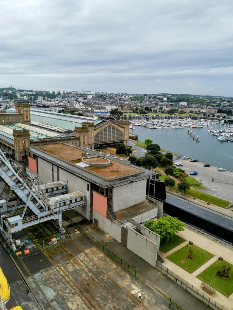 Blick auf den Hafen von Cherbourg