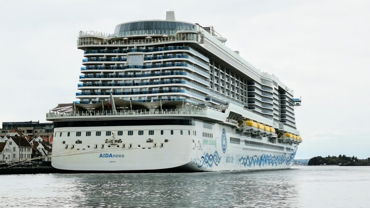 Kreuzfahrtschiff Aidanova