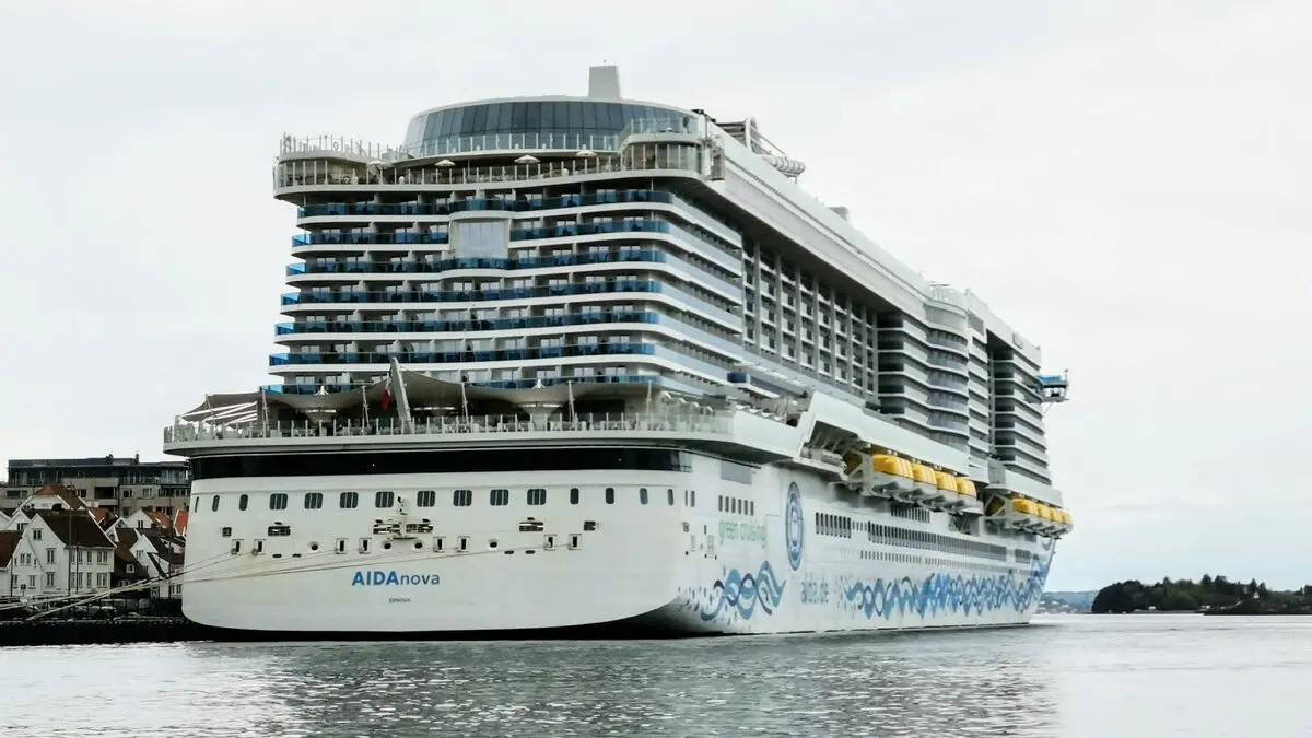 Kreuzfahrtschiff Aidanova