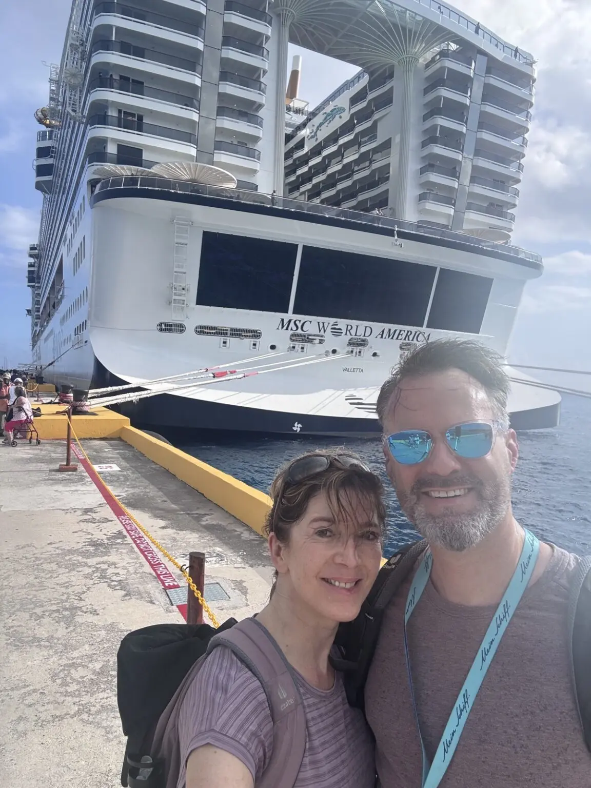 Pärchen am Hafen Cost Maya