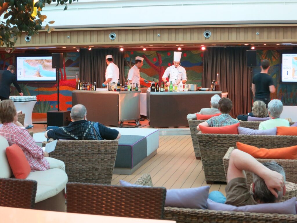 Kochvorführung auf Kreuzfahrtschiff