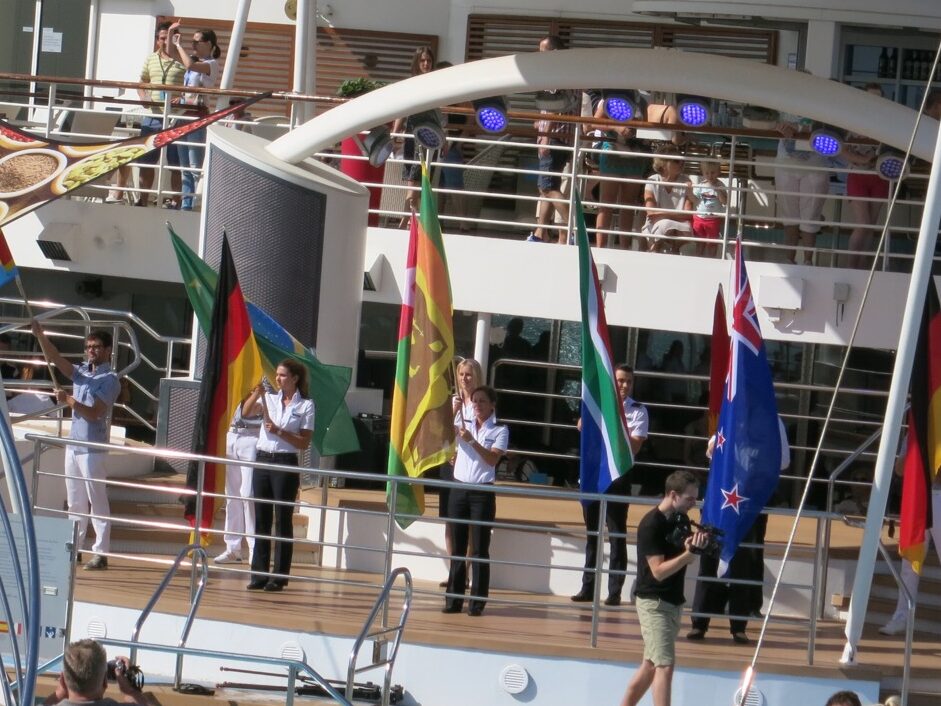Pool-Party auf einem Kreuzfahrtschiff