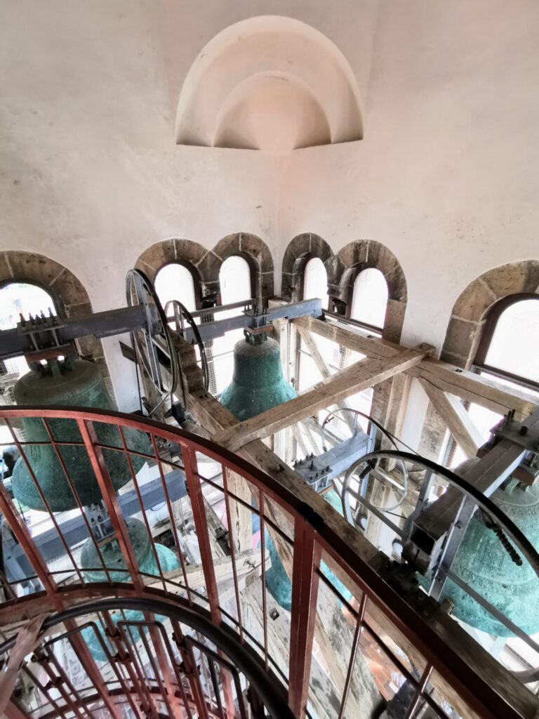 Ausblick von innen im  Bell Tower Glockenturm in Zadar