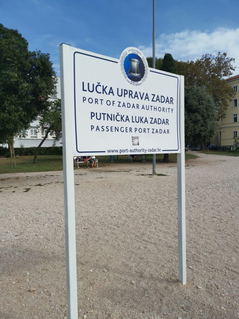 Schild Port of Zadar
