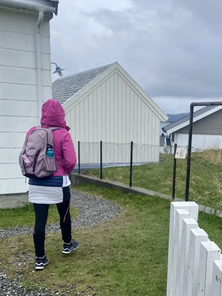 Frau in Alnes Norwegen