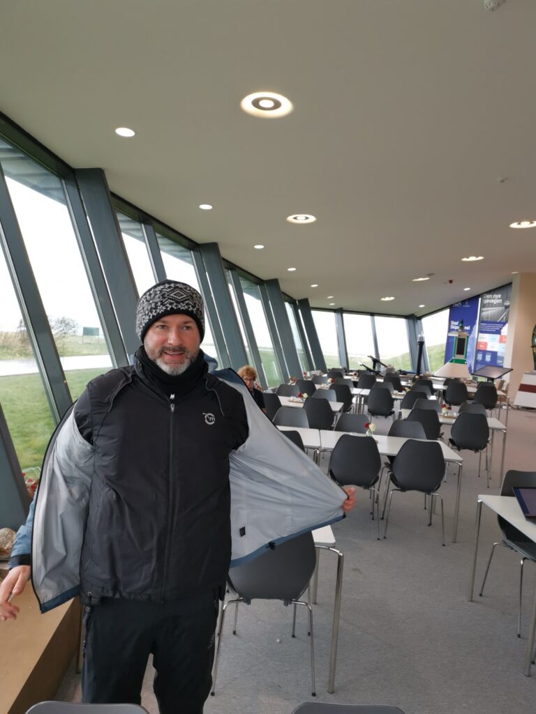 Kaffee am Leuchtturm Alnes Fyr von innen