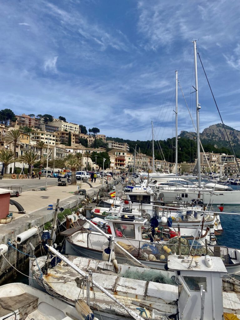 Yachthafen am Port Soller