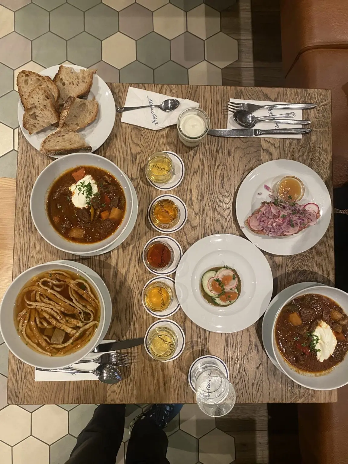 Mein Schiff 1 Ebbe & Flut – Bier Bar